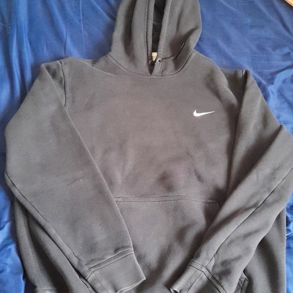 Black nike hoodie pull over - Picture 1 of 2